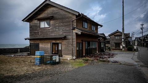زلزال اليابان يفشل في تدمير مباني قرية فريدة